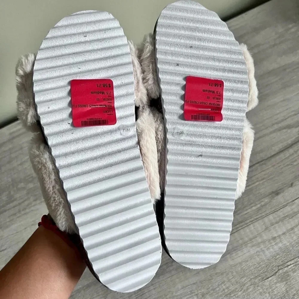 Lucky Brand Marana Furry Slide Size 7.5 - Picture 6 of 10